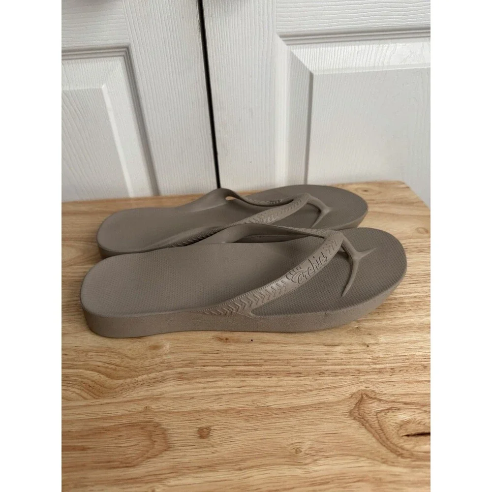 ARCHIES Taupe Arch Support Flip Flops Unisex Men 10 Women's 11